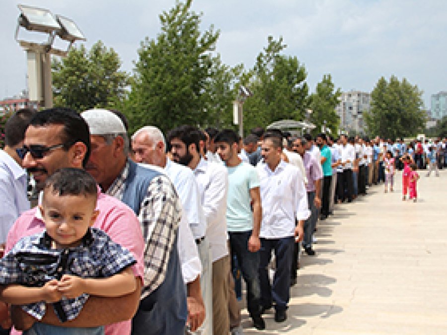 Adanalılar Bayramlaşmada Buluştu