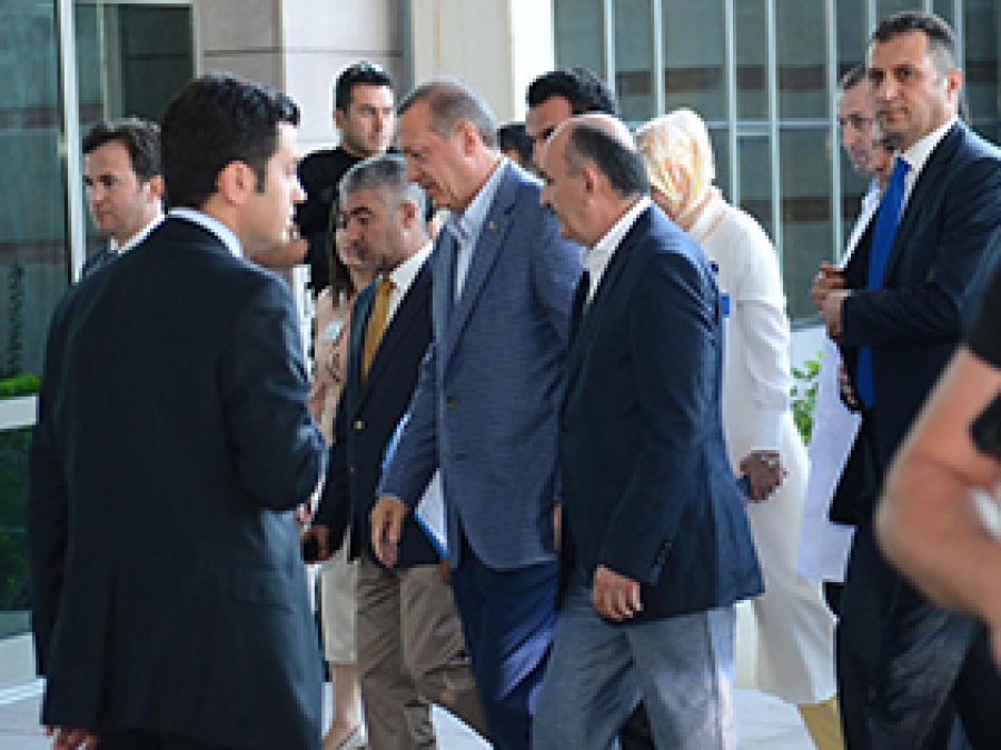 Erdoğan'dan Gazzeli Yaralılara Ziyaret