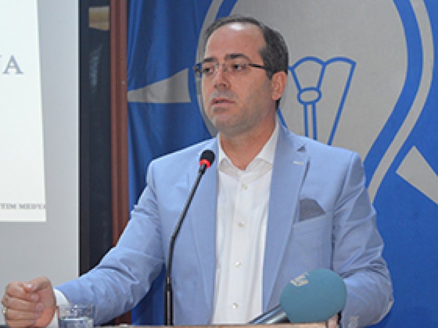 'Her Kesimin Fikir ve Görüşlerini Alıyoruz'