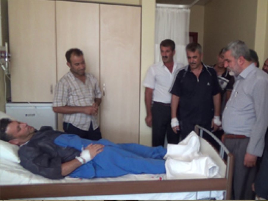 HÜDA PAR Heyeti Hastaları Ziyaret Etti 