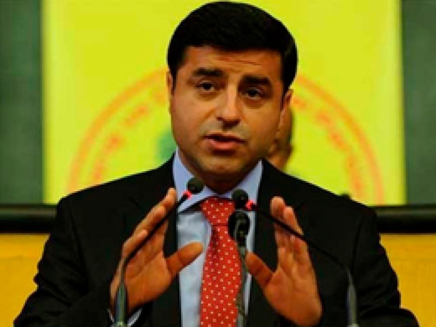 Demirtaş'tan CHP'ye 2015 için İttifak Çağrısı
