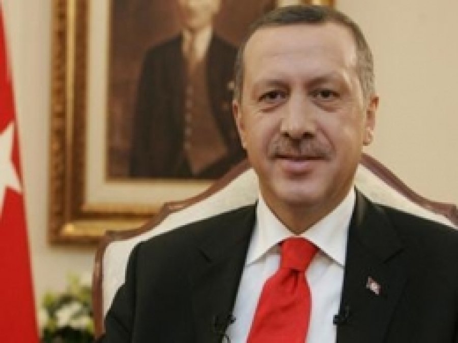Erdoğan'dan Hamaney'e Geçmiş Olsun Telgrafı