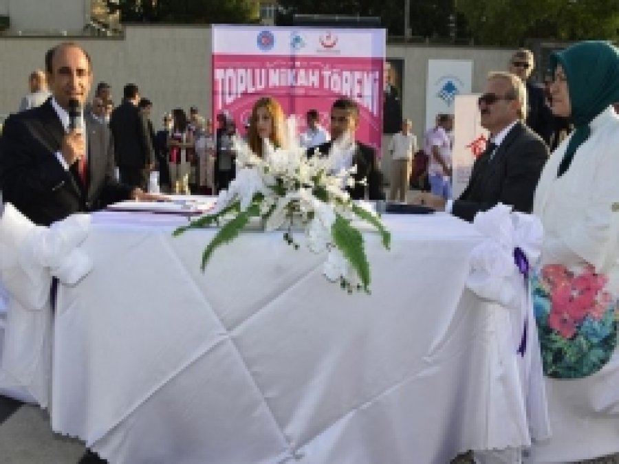 29 Çiftin Nikâhları Toplu Halde Kıyıldı