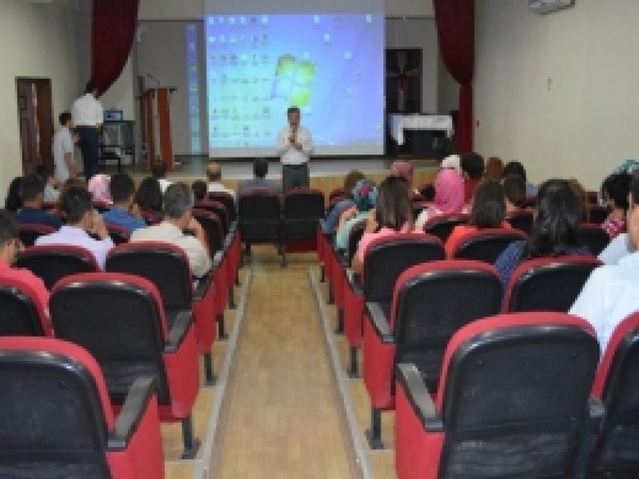 Rehber Öğretmenlere Yönelik Eğitim Semineri 