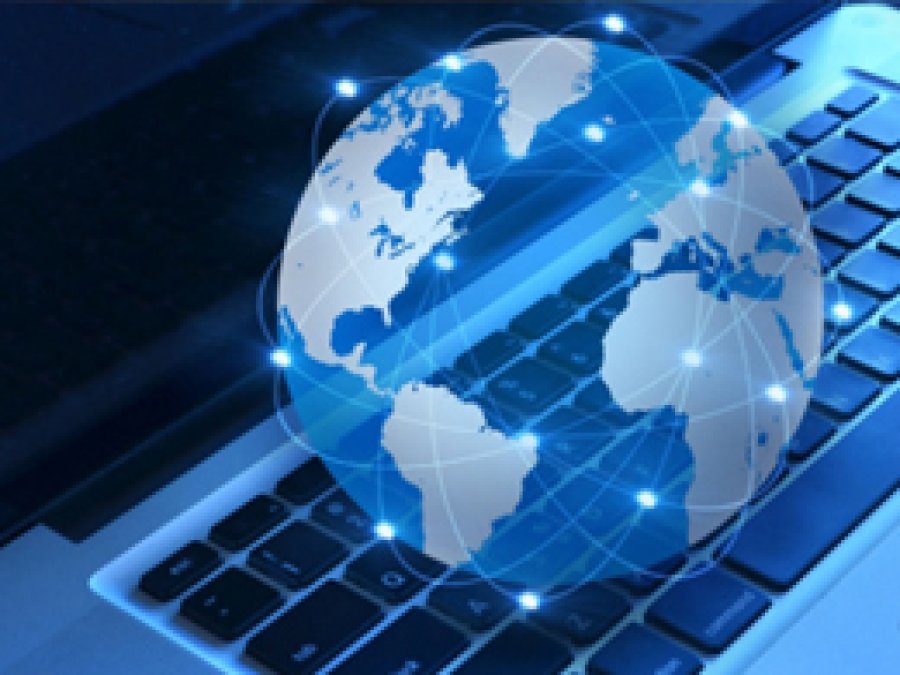 Nüfusun Yarıdan Fazlası İnternet Kullanıyor  