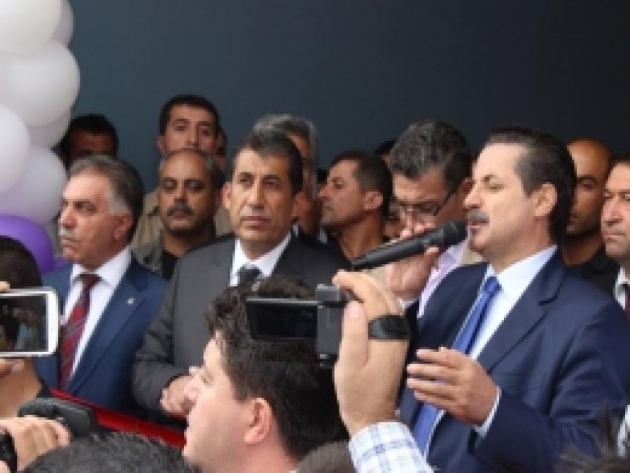 Bakan Çelik Ceylanpınar'da Park Açtı 
