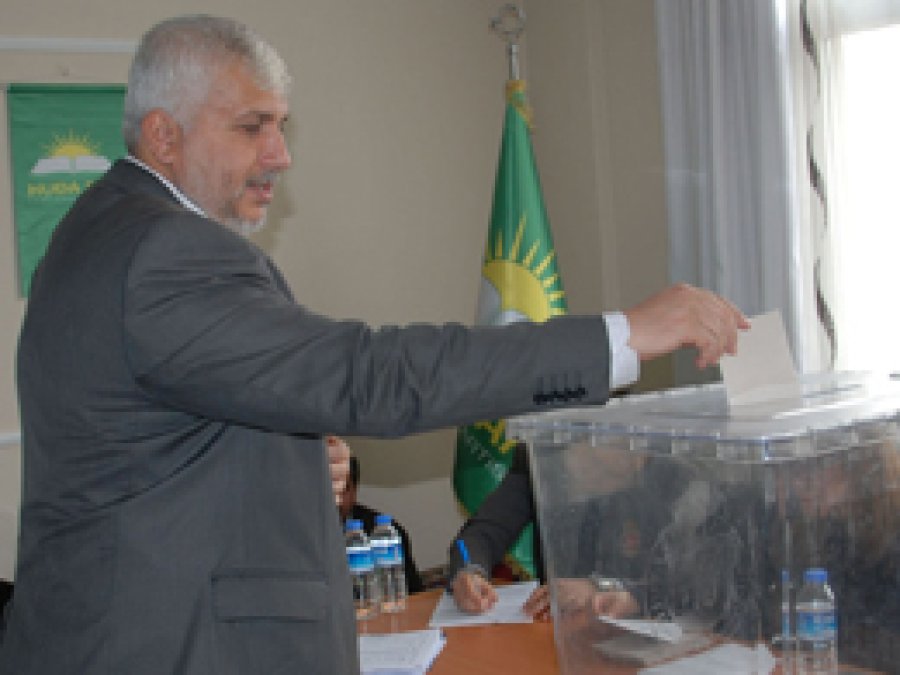 HÜDA PAR Tarsus İlçe Kongresi yapıldı