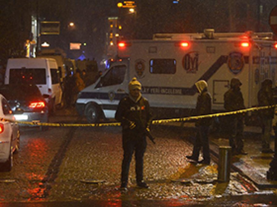 Sultanahmet'te canlı bomba saldırısı
