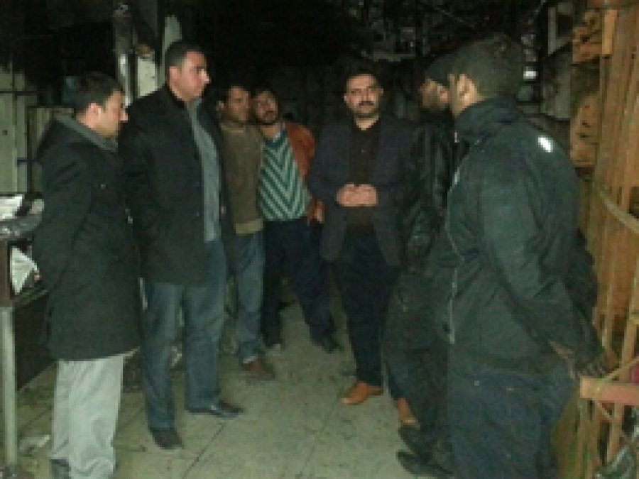 HÜDA-PAR’dan işyeri yanan esnafa ziyaret