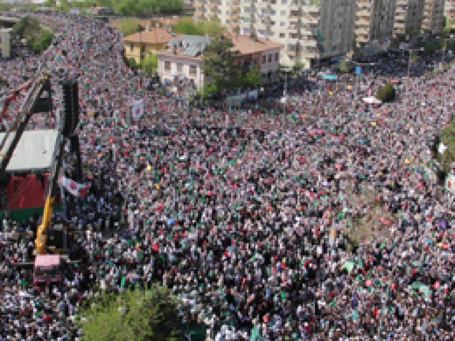 Peygambere Saygı mitingi frekans bilgileri