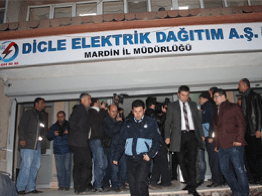 Mardin’de belediyeden DEDAŞ’a misilleme