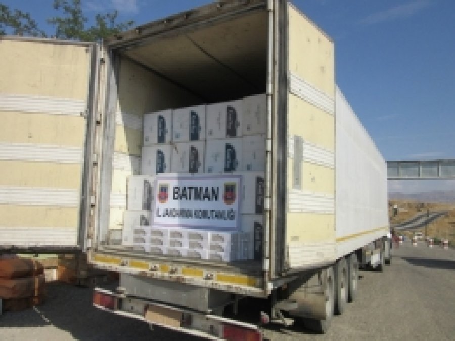 Batman'da 263 bin paket sigara yakalandı