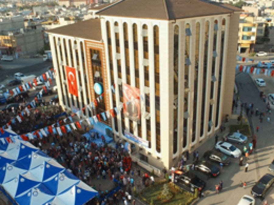 Gaziantep'te Selçuklu Gençlik Merkezi hizmete açıldı