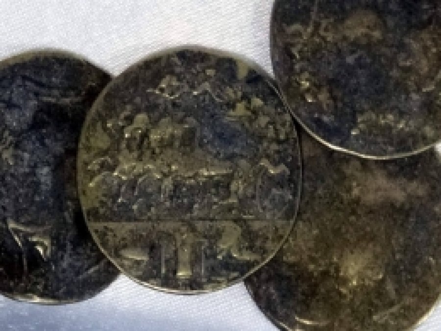 Siverek'te 198 adet bronz sikke ele geçirildi