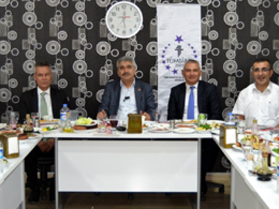 'Ekonomide kaybedilen zaman telafi edilmelidir'
