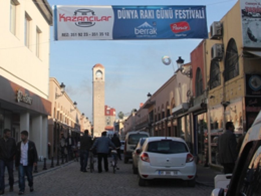 Adana'da rakı festivaline izin verilmeyecek