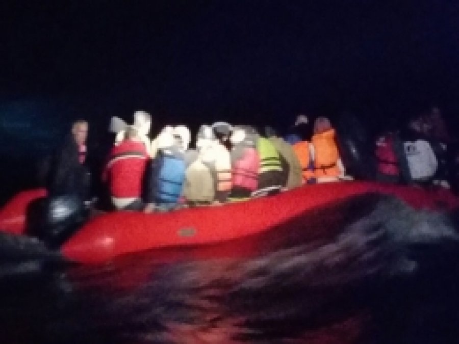 İzmir'de 4 göçmen boğularak hayatını kaybetti