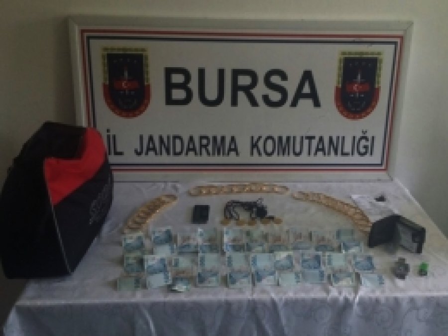 Kendini polis diye tanıtan dolandırıcı yakalandı