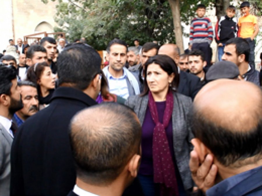 HDP'li vekillerin izinsiz yürüyüşüne müdahale