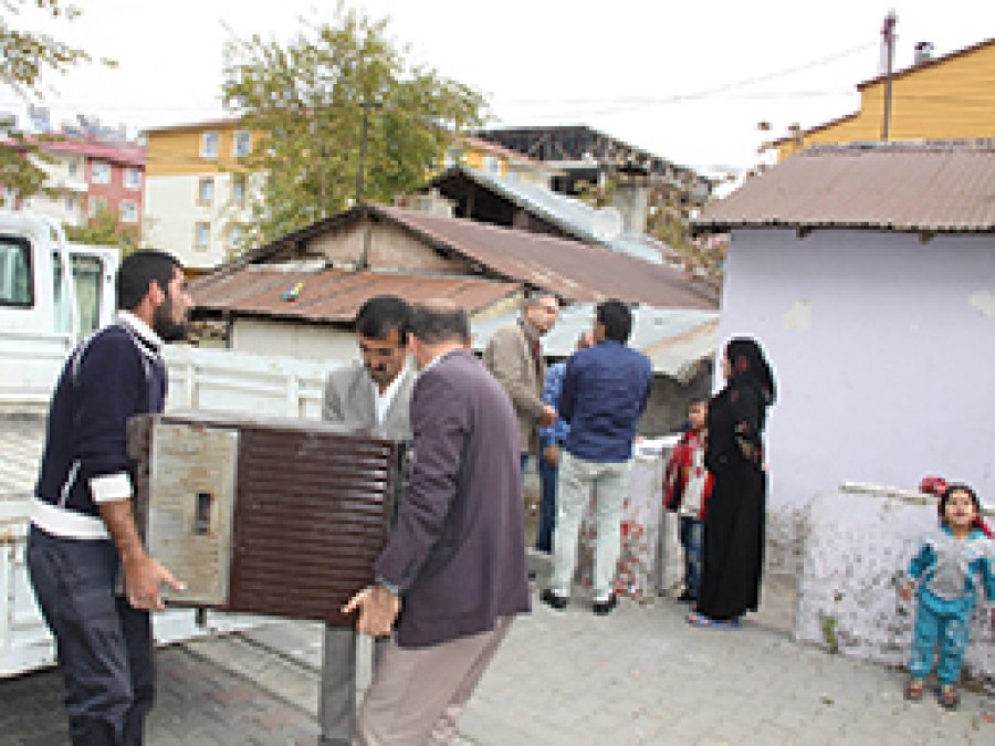 Bingöl'de Suriyelilere yardım devam ediyor