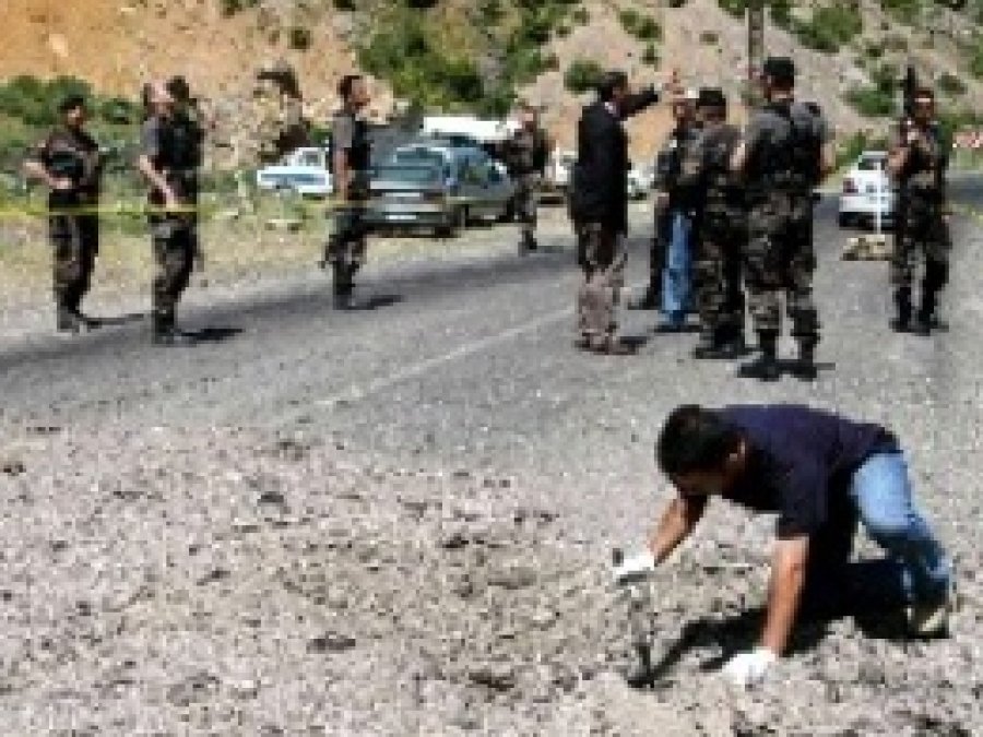 Norşin'de 60 kilo patlayıcı ele geçirildi