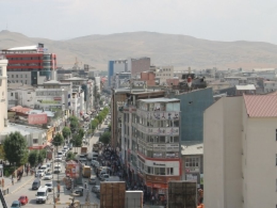 'Van Belediyesi proje üretmede yetersiz'