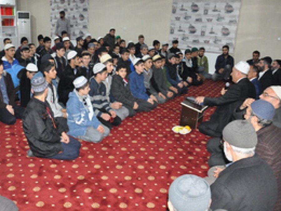 İslami İlimler Dekanından İttihad medresesine ziyaret