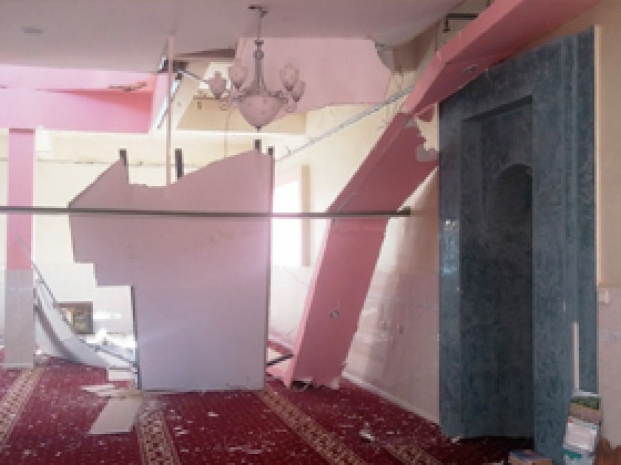 PKK'liler Dargeçit'te bir camiyi tahrip etti