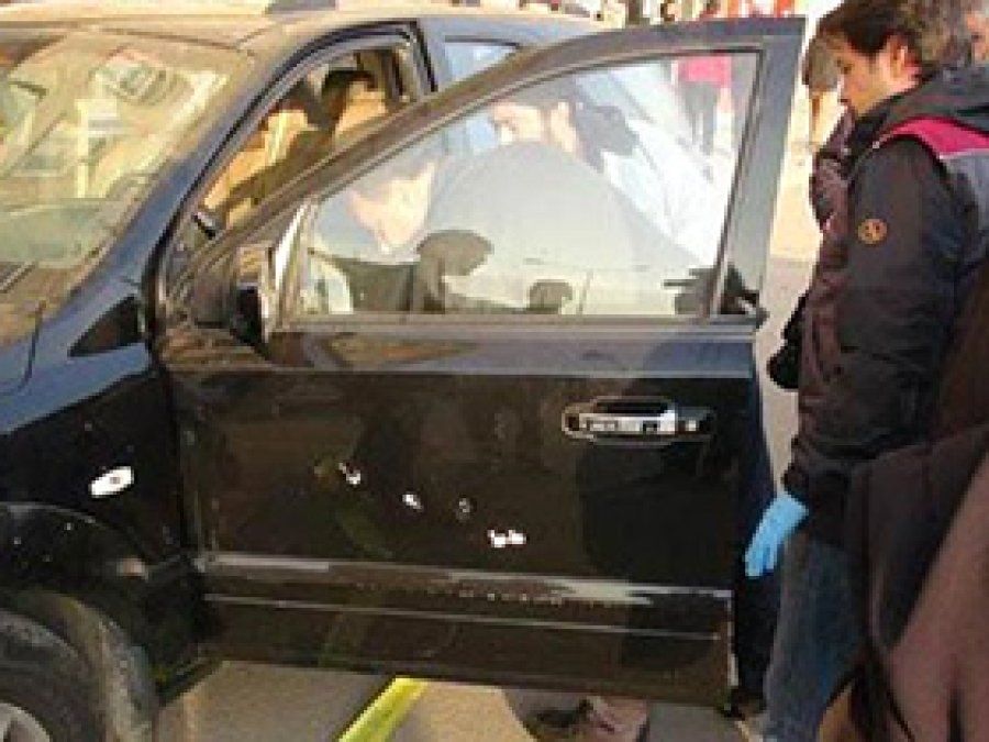 Elazığ eski belediye başkanına silahlı saldırı