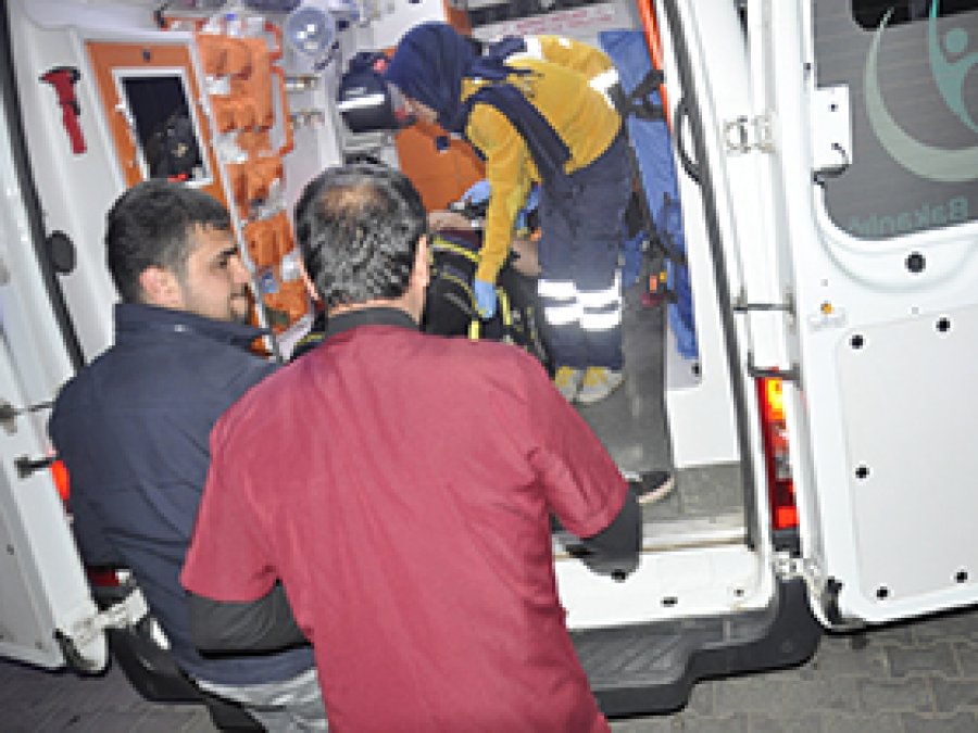 Kahta'da trafik kazası: 3 yaralı