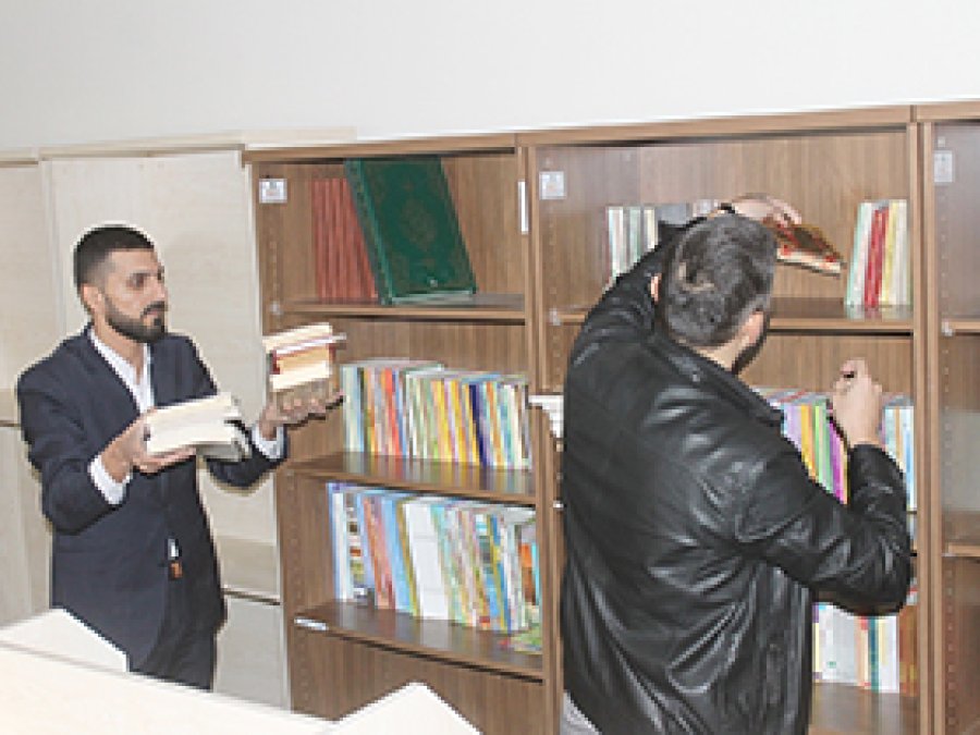 Dost-Der'in Kitap kampanyası devam ediyor 