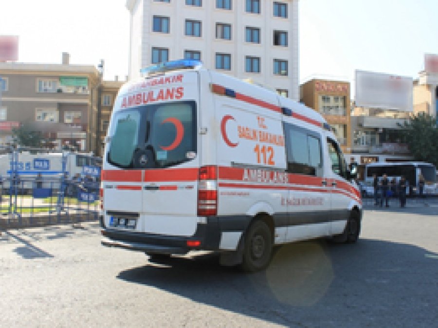 Diyarbakır'da aile kavgası: 3 ölü