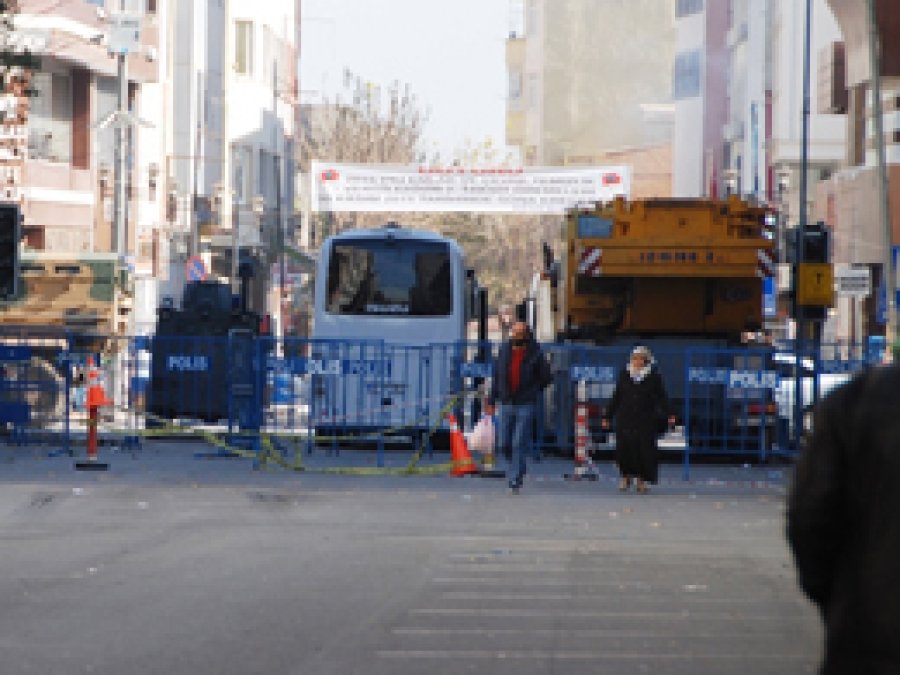 Sur'da 30 PKK'li öldürüldü