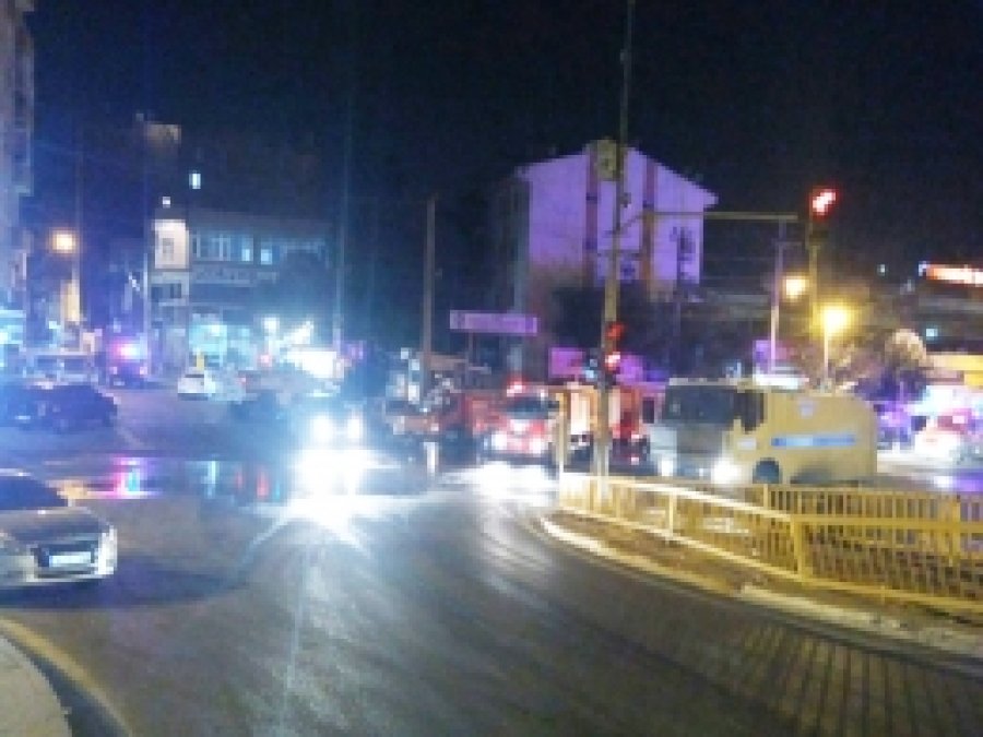 Diyarbakır'da polis karakoluna roketli saldırı