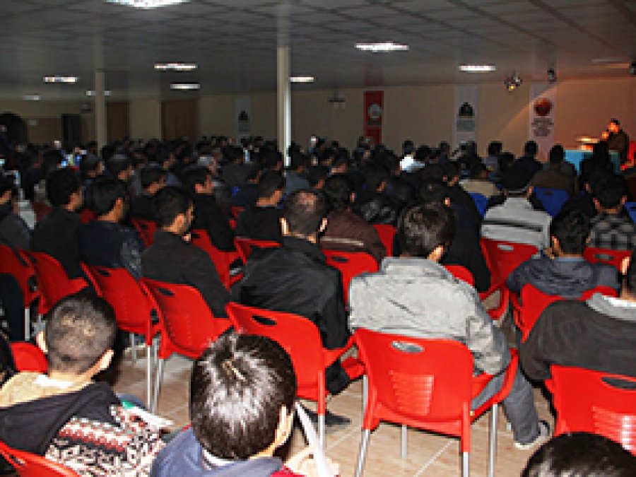 Adana'da siyer seminerlerine start verildi