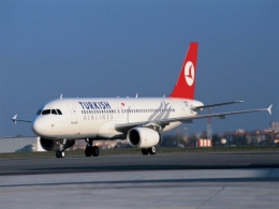 THY 141 seferini iptal etti