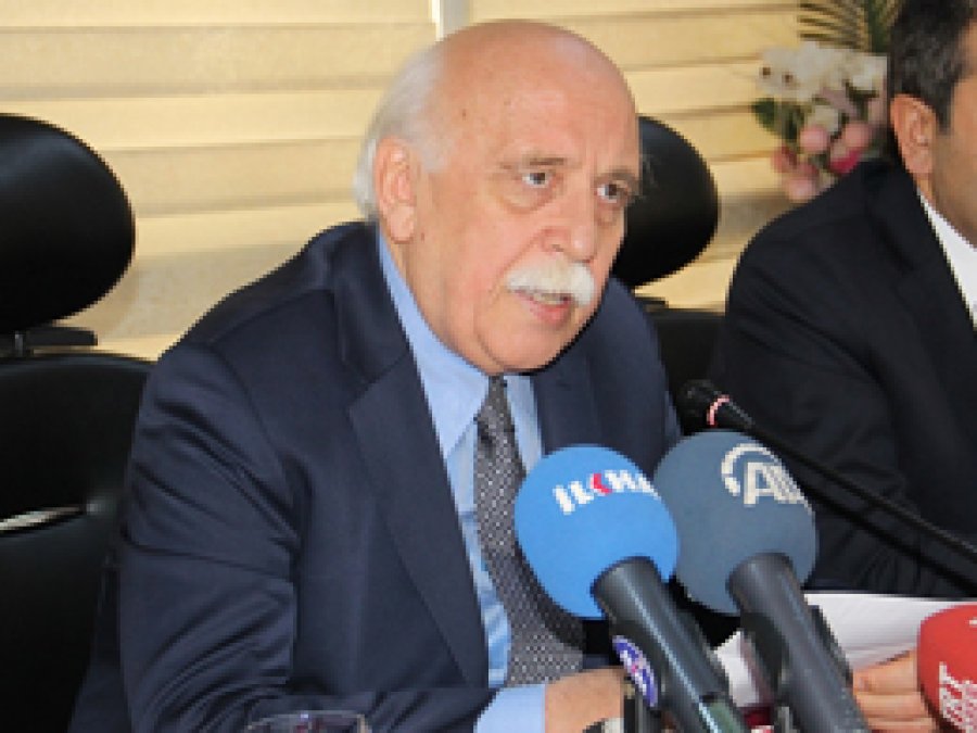Bakan Avcı Van'dan ayrıldı