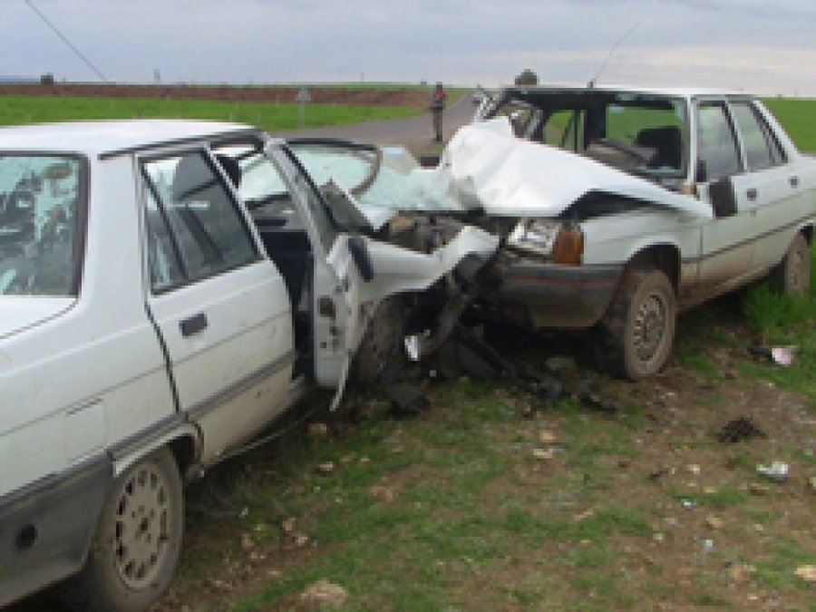 Ceylanpınar Kızıltepe Karayolunda kaza: 8 Yaralı