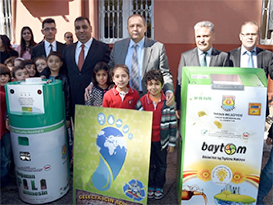 Okullara atık pil ve atık yağ makineleri kuruldu
