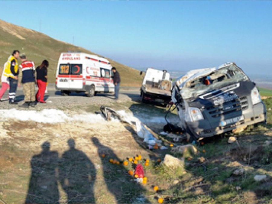 Silvan'da feci kaza 2 ölü, 7 ağır yaralı
