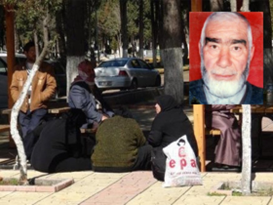 Yaşlı adam evinde ölü bulundu