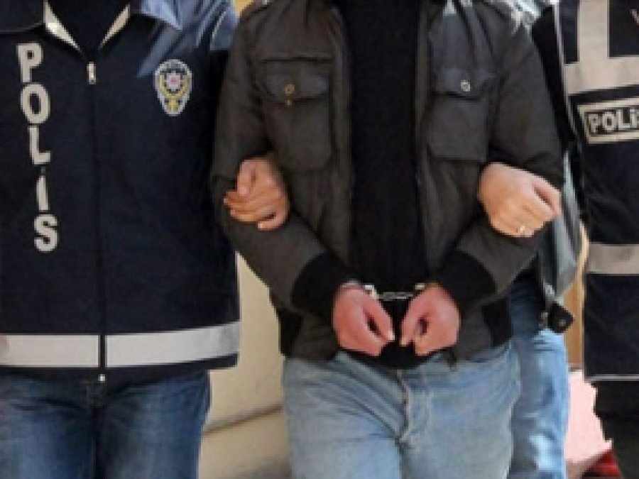 Şehir eşkıyası suçüstü yakalandı