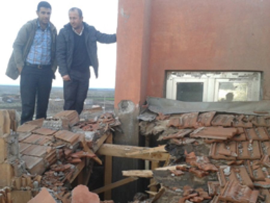 600 öğrencinin Eğitim Gördüğü Okula Yıldırım Düştü 
