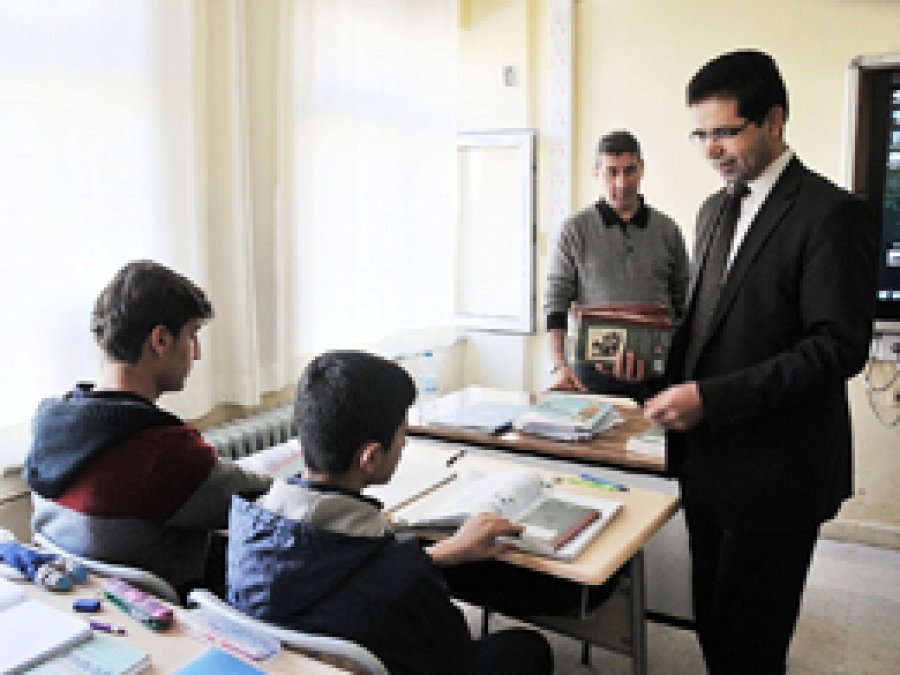 'Her Aya Bir Kitap' projesi start aldı 