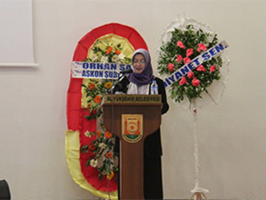 'Hz. Hacer inananlar için örnektir'