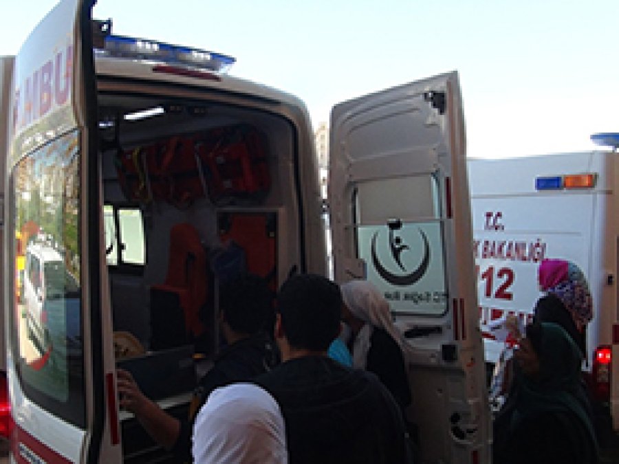 Mardin'de düğünde sıkılan kurşun can aldı