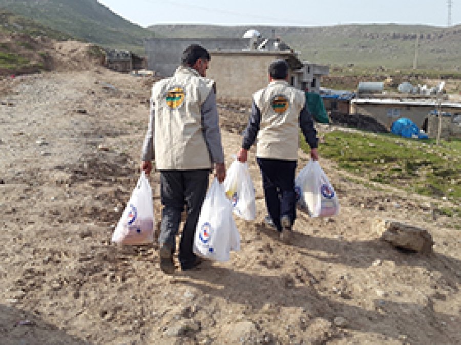 Cizre Nuh Gıda'dan yüzlerce aileye yardım