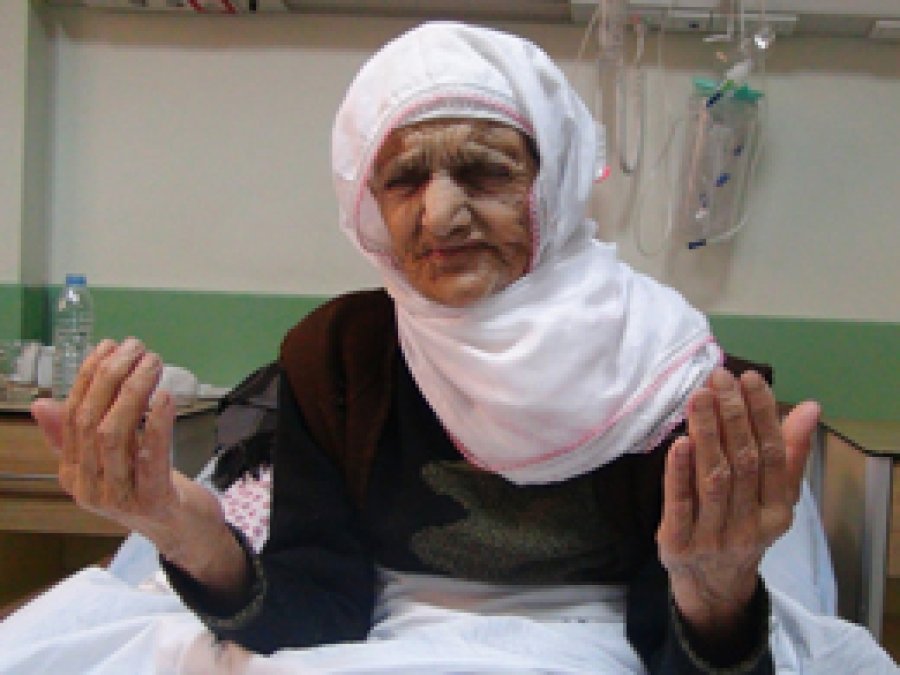 Bağrı yanık anne, oğluna kavuşmayı bekliyor
