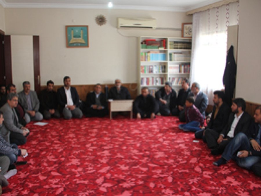 Adana’da STK’lar Umut-Der’de bir araya geldi