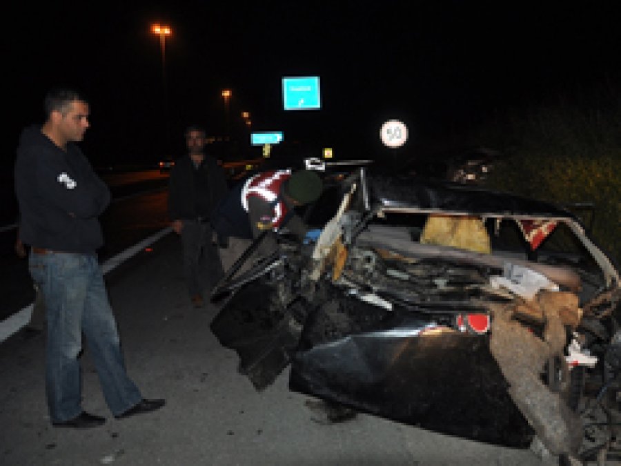 Tarsus'ta zincirleme kaza: 3 ölü, 9 yaralı